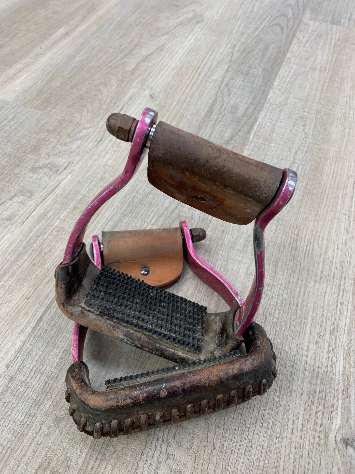 Used Pink Metal Barrel Stirrups