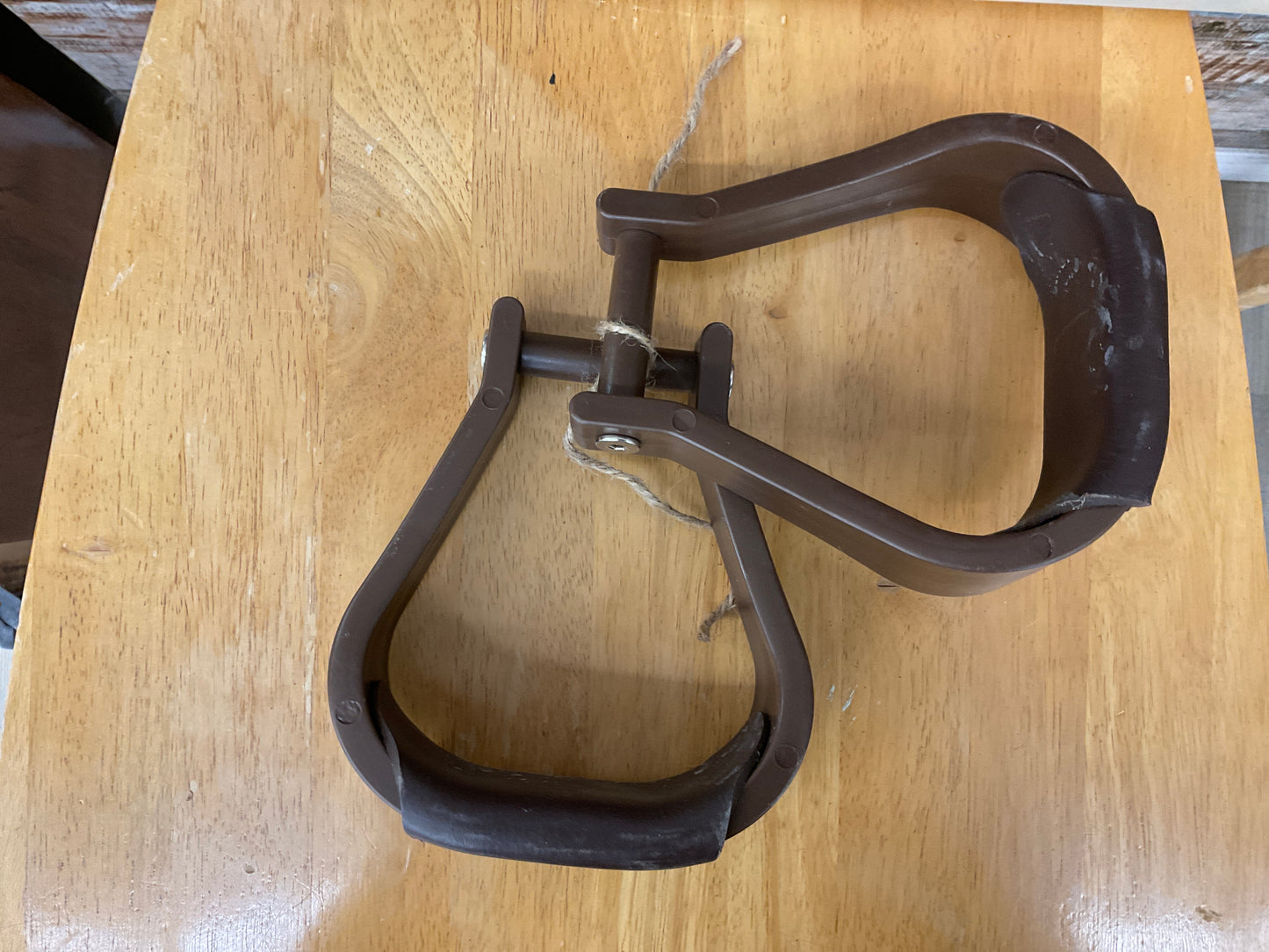 Used Plastic Stirrups