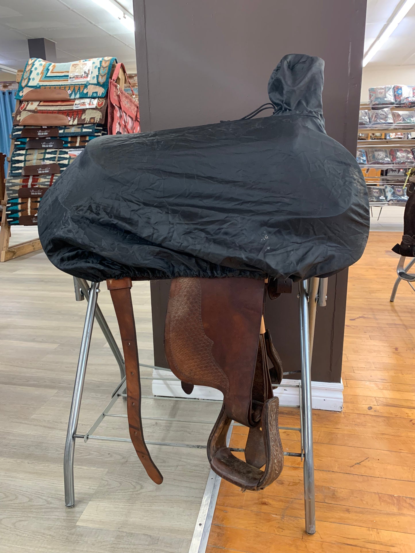 Used Nylon Western Saddle Cover