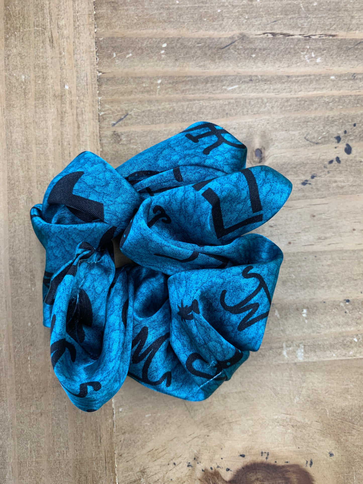 Snowberry Hair Scrunchies