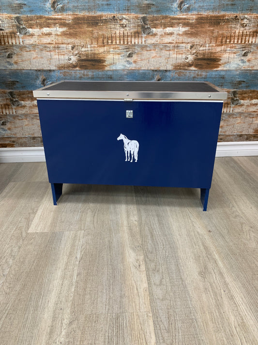 Used, like new Grooming Box  24”Lx12”Dx17”H