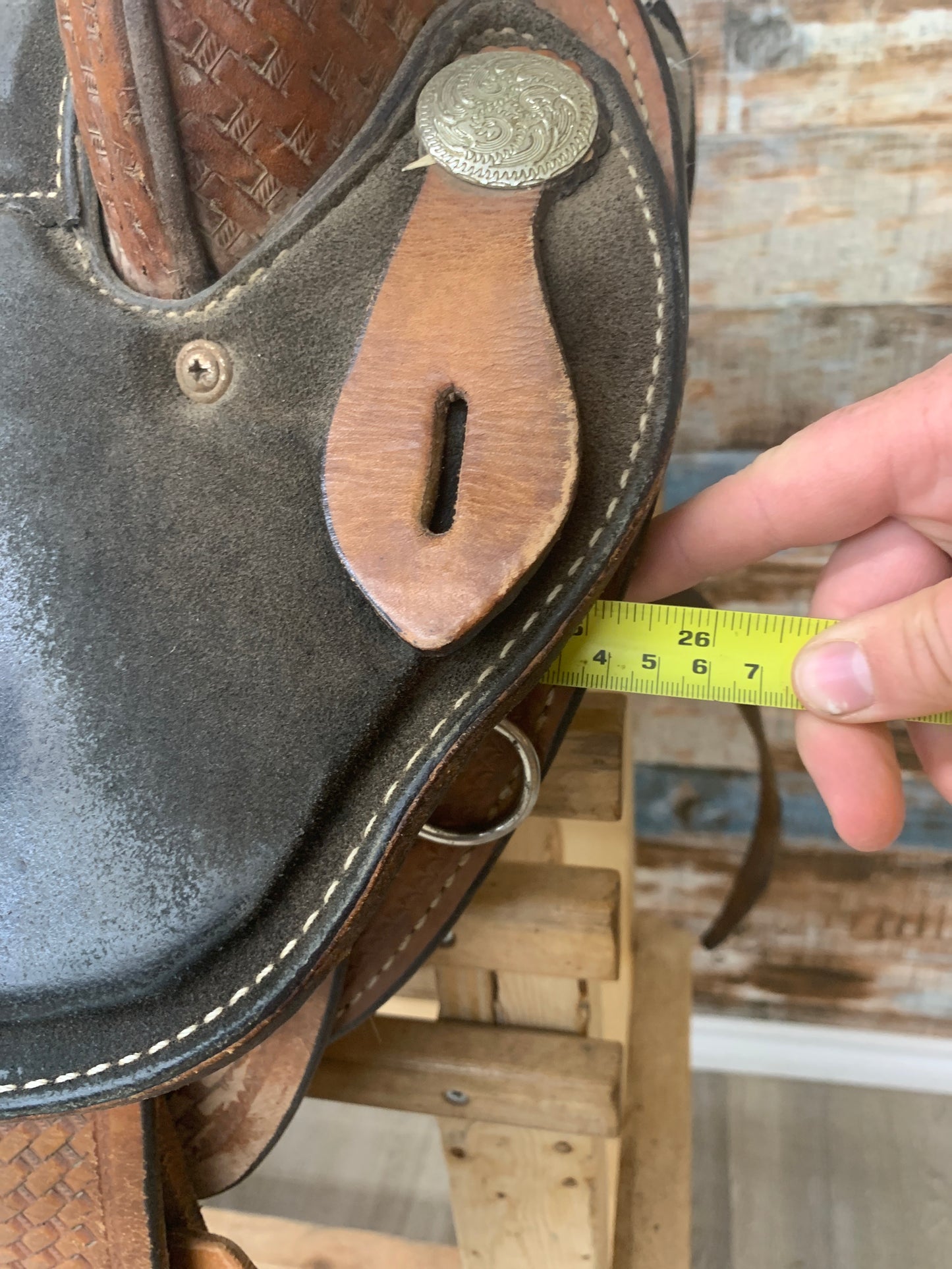 Used Dakota Saddle