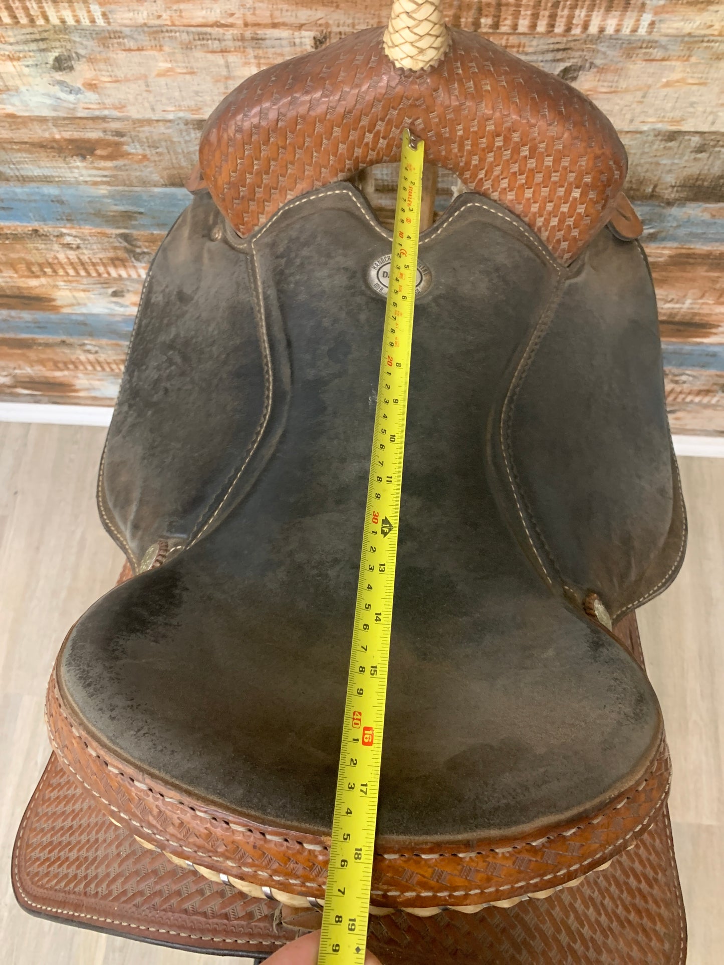 Used Dakota Saddle