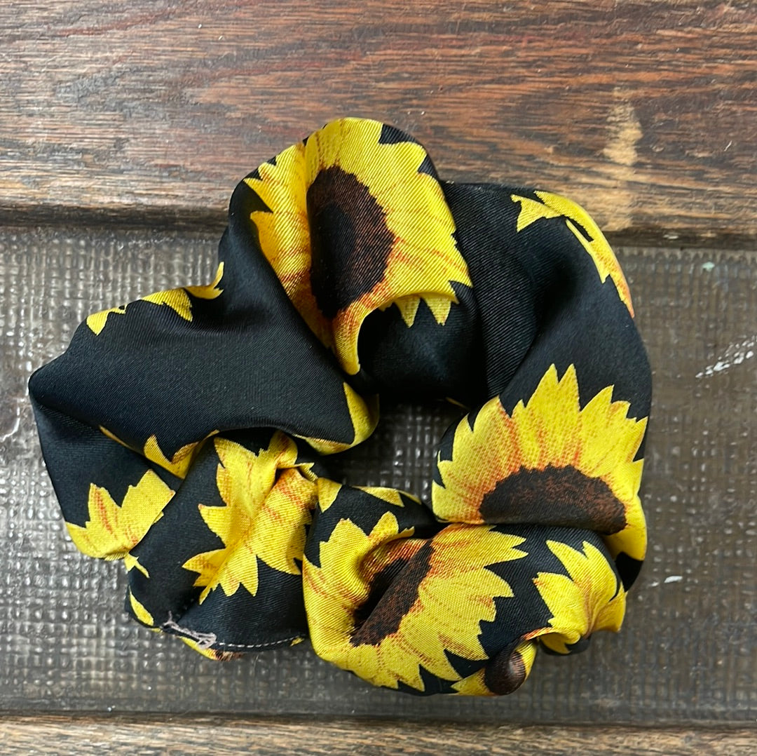 Snowberry Hair Scrunchies