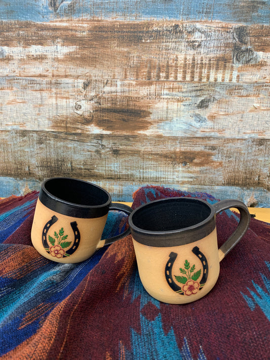 Horseshoe Wheel Thrown Mug