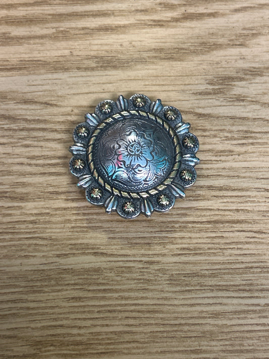 Berry Concho with Rope Border