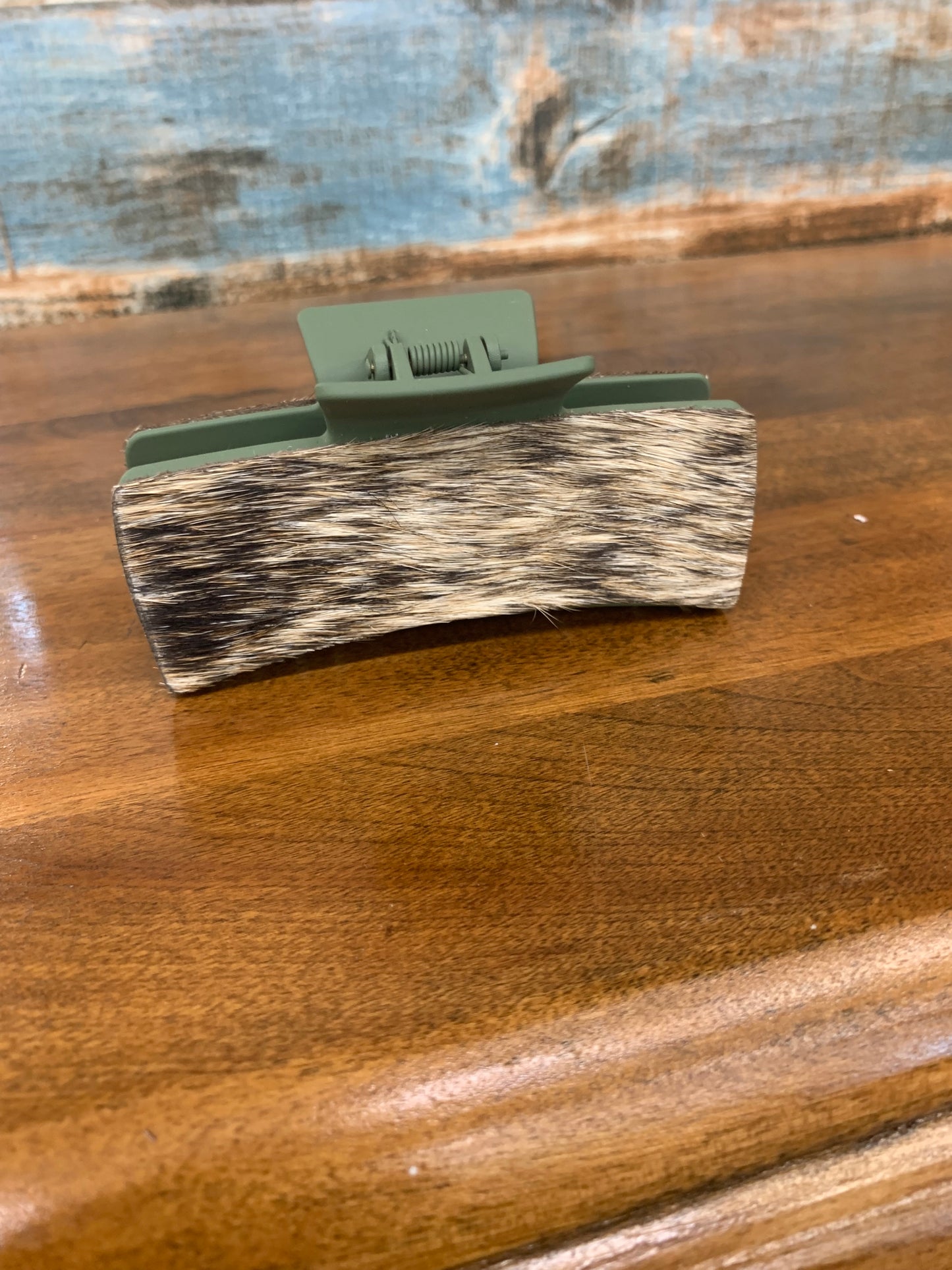 TC Cowhide Claw Clips