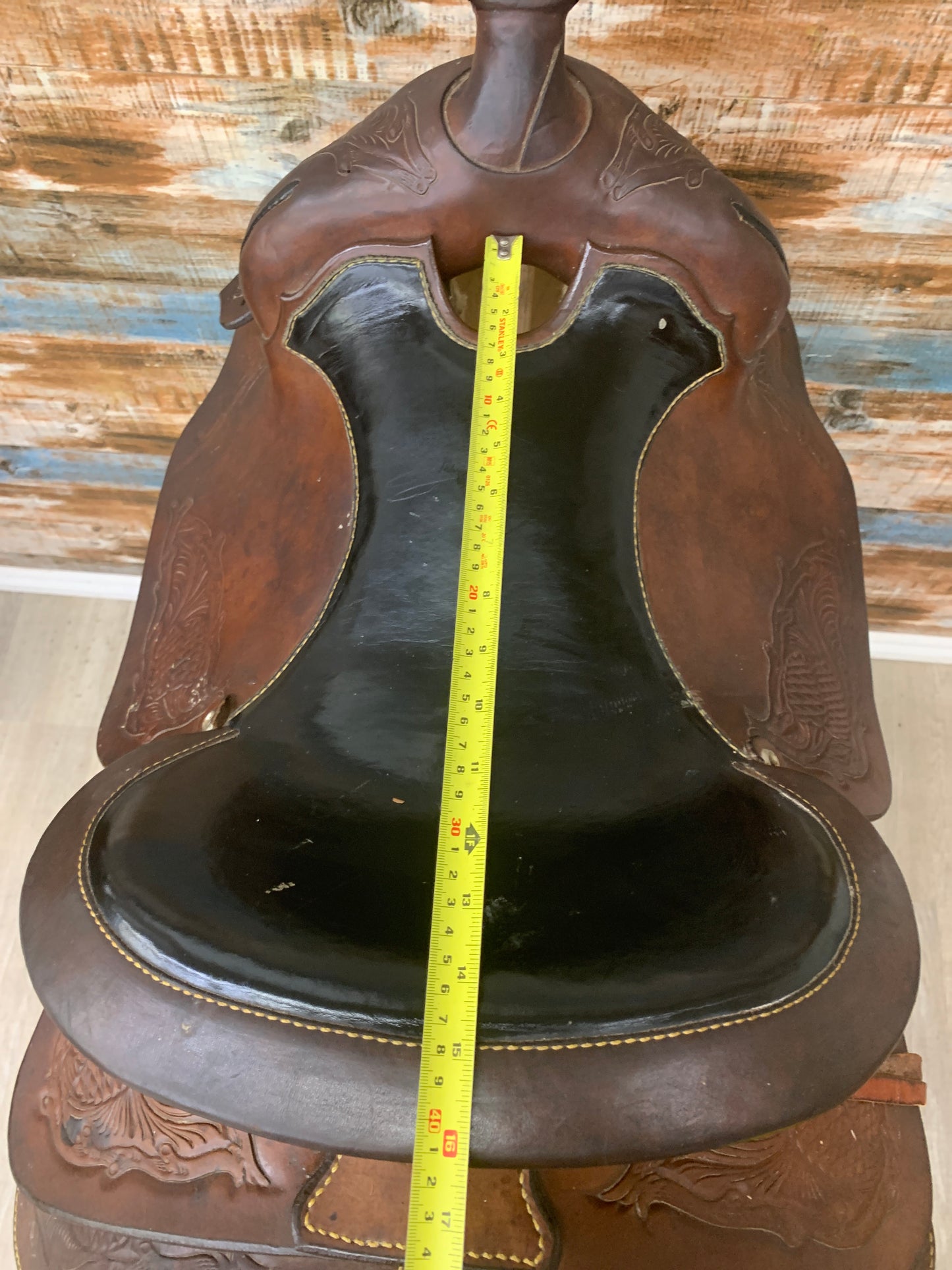 Used Eamors Saddle