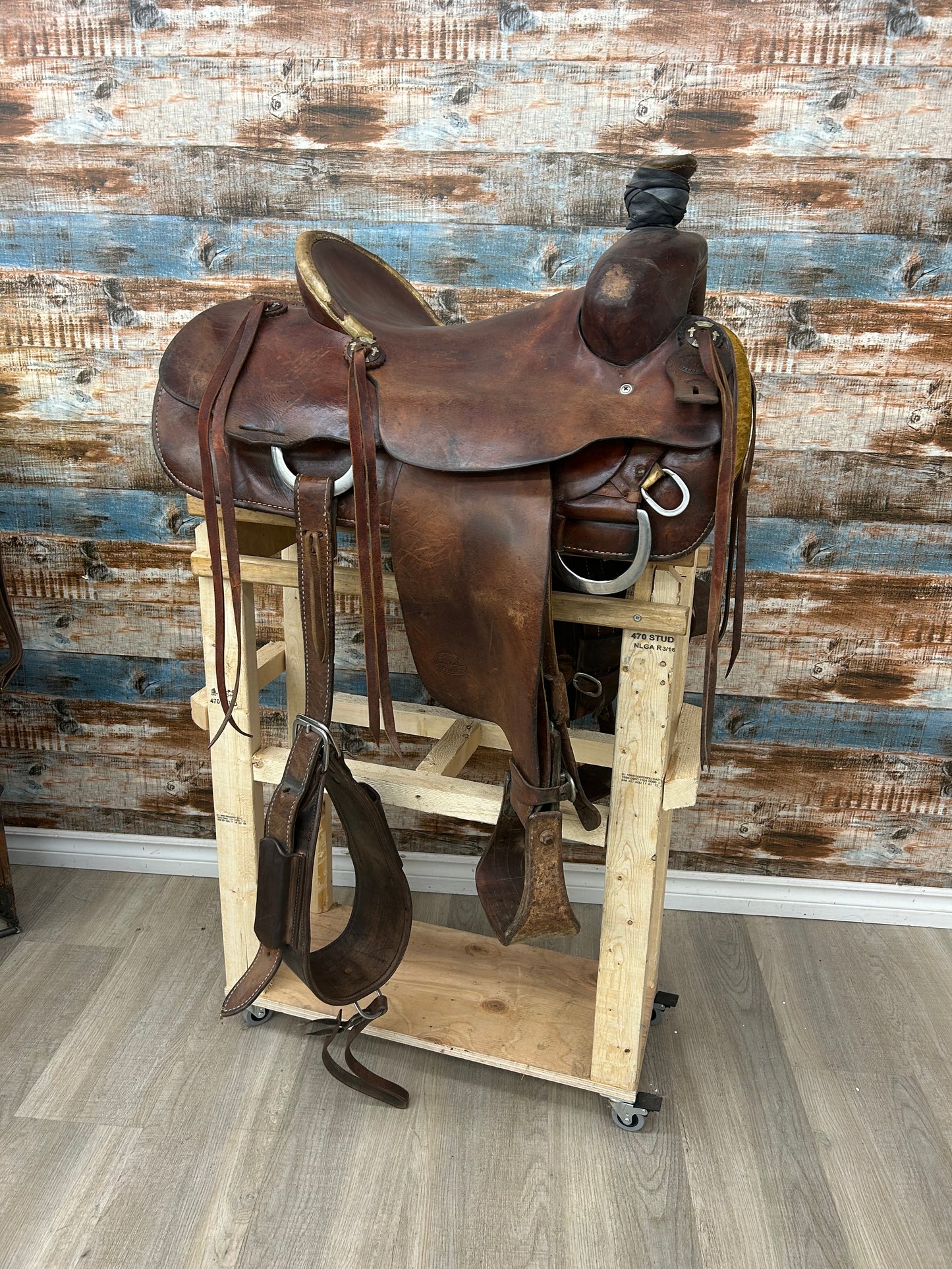 Used Cowboy Collection Saddle