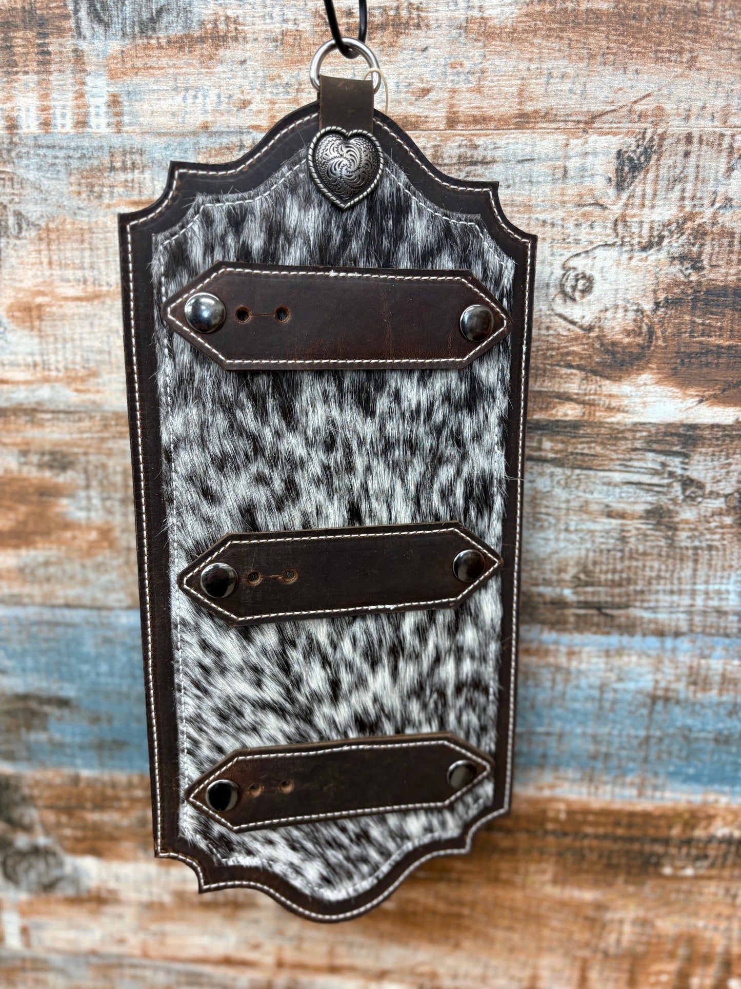 TC Small 3 Buckle Holder- Cowhide