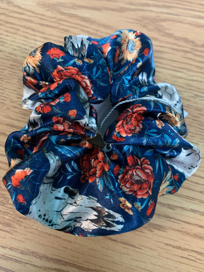 Snowberry Hair Scrunchies