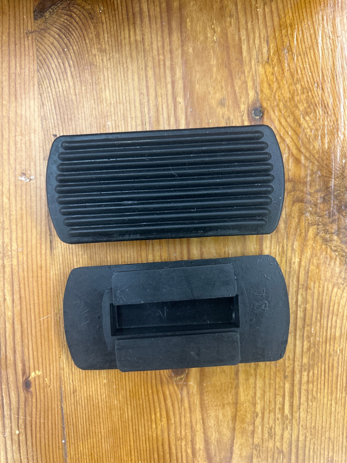 Rubber Tread for Aluminum Stirrup