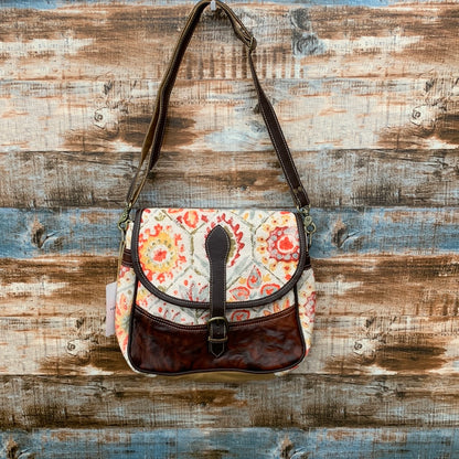 Buckeye shoulder bag