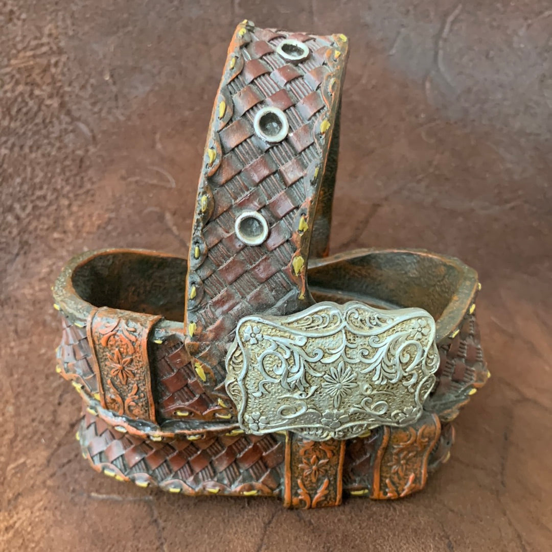 Demo Resin Western Belt Basket