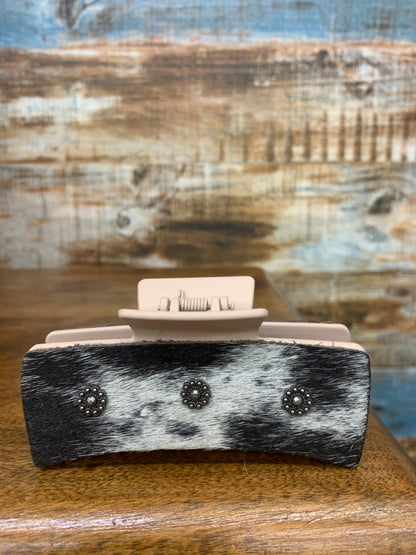 TC Hide On Hair With Gems Claw Clips