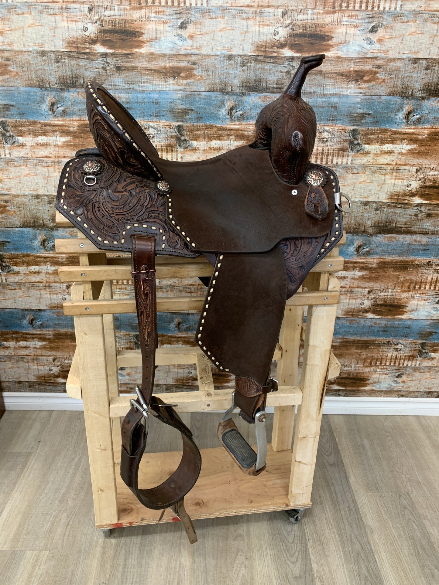 Used Double J Pursuit Saddle