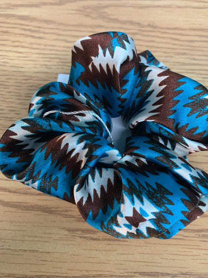 Snowberry Hair Scrunchies