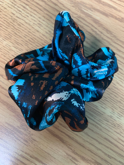 Snowberry Hair Scrunchies