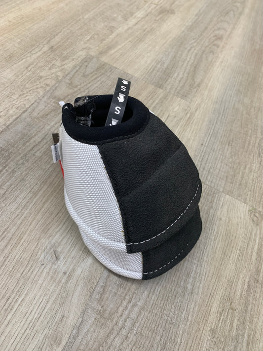 Small CE No Turn XT Bell Boots