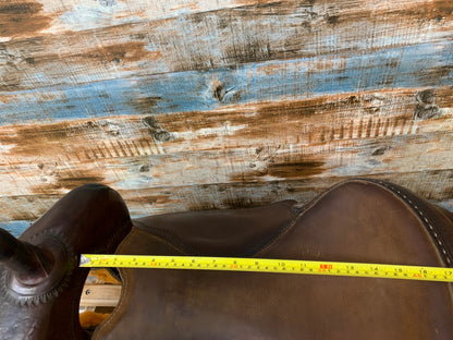 M.L Leddy saddle
