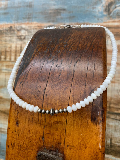 Mother Of Pearl with Navajo Pearls Choker