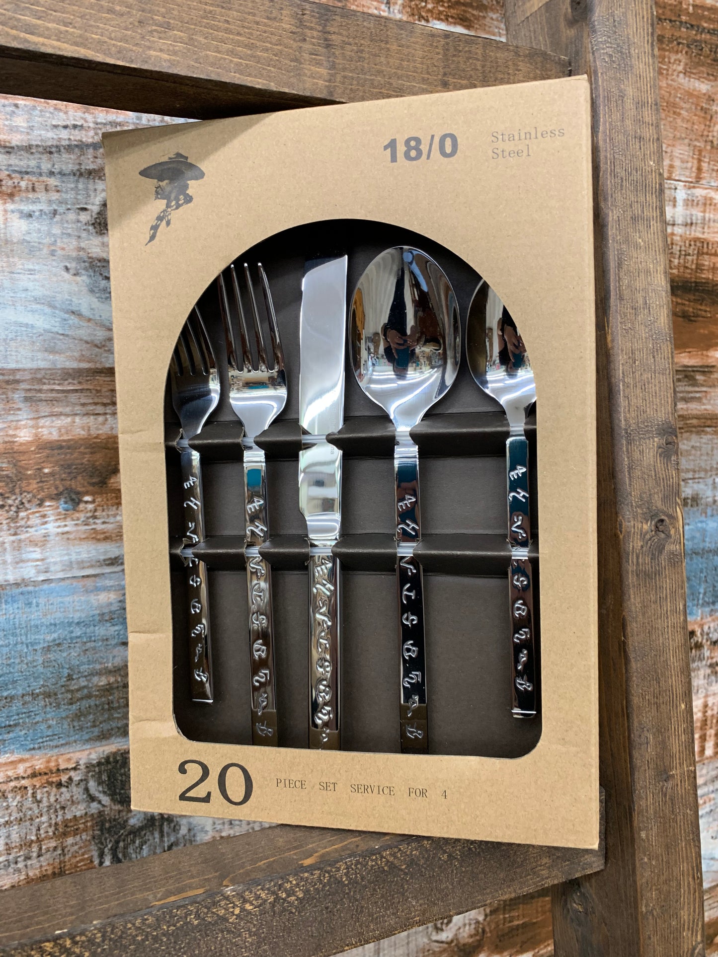 20 Piece Silverware Set