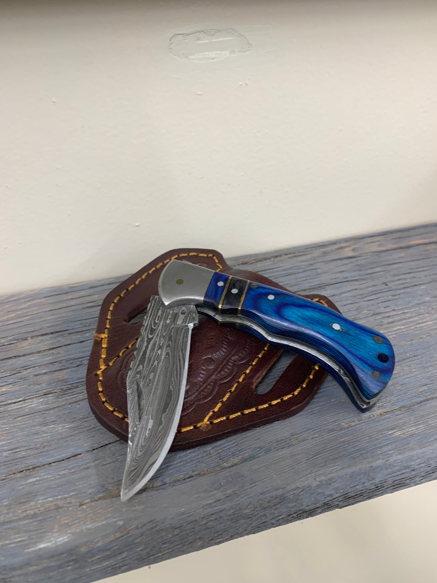 Titan Blue Diamond Wool Pocket Knife