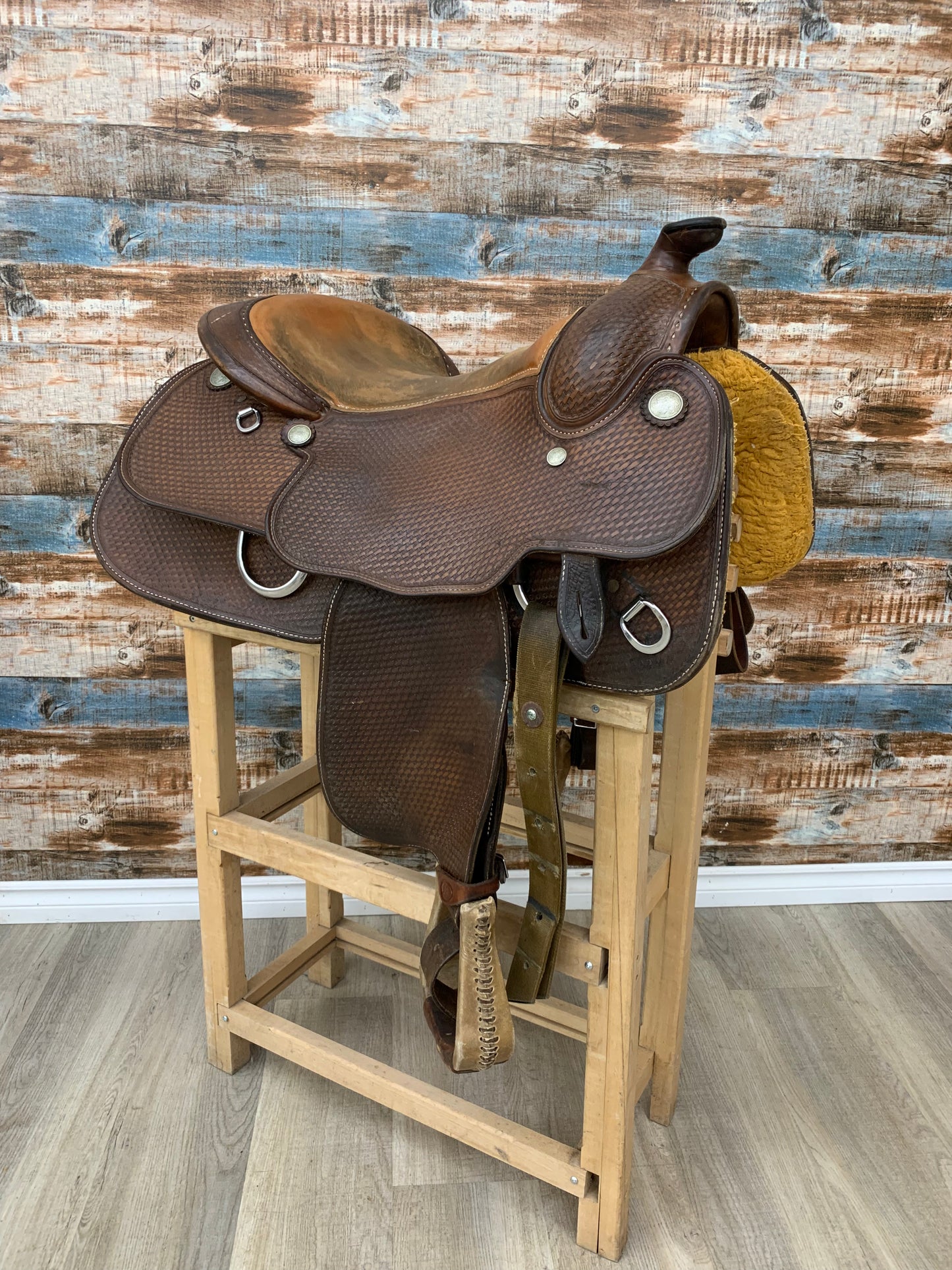 Used Blue Ribbon Saddle