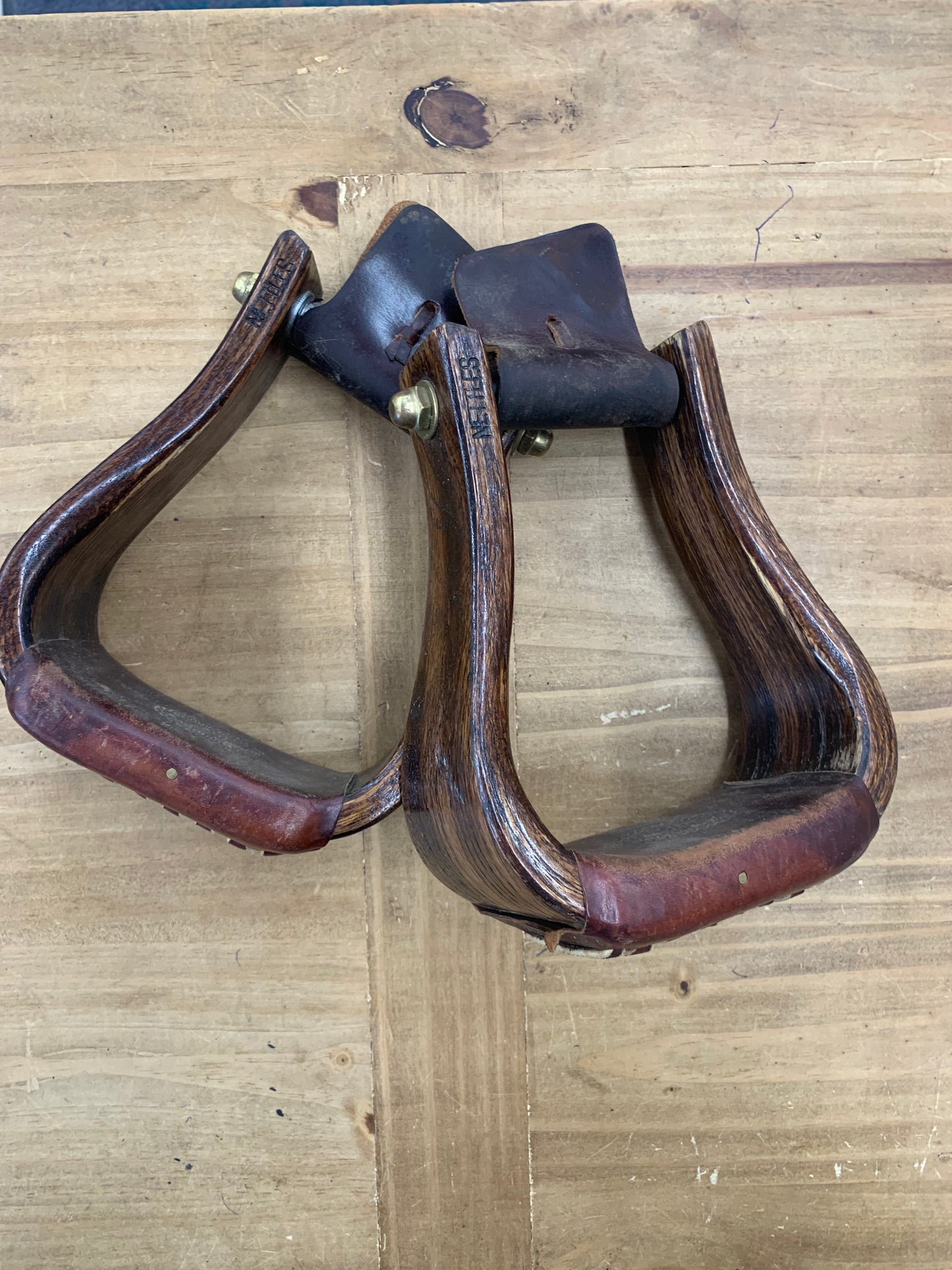 Used Nettles 3" Stirrups