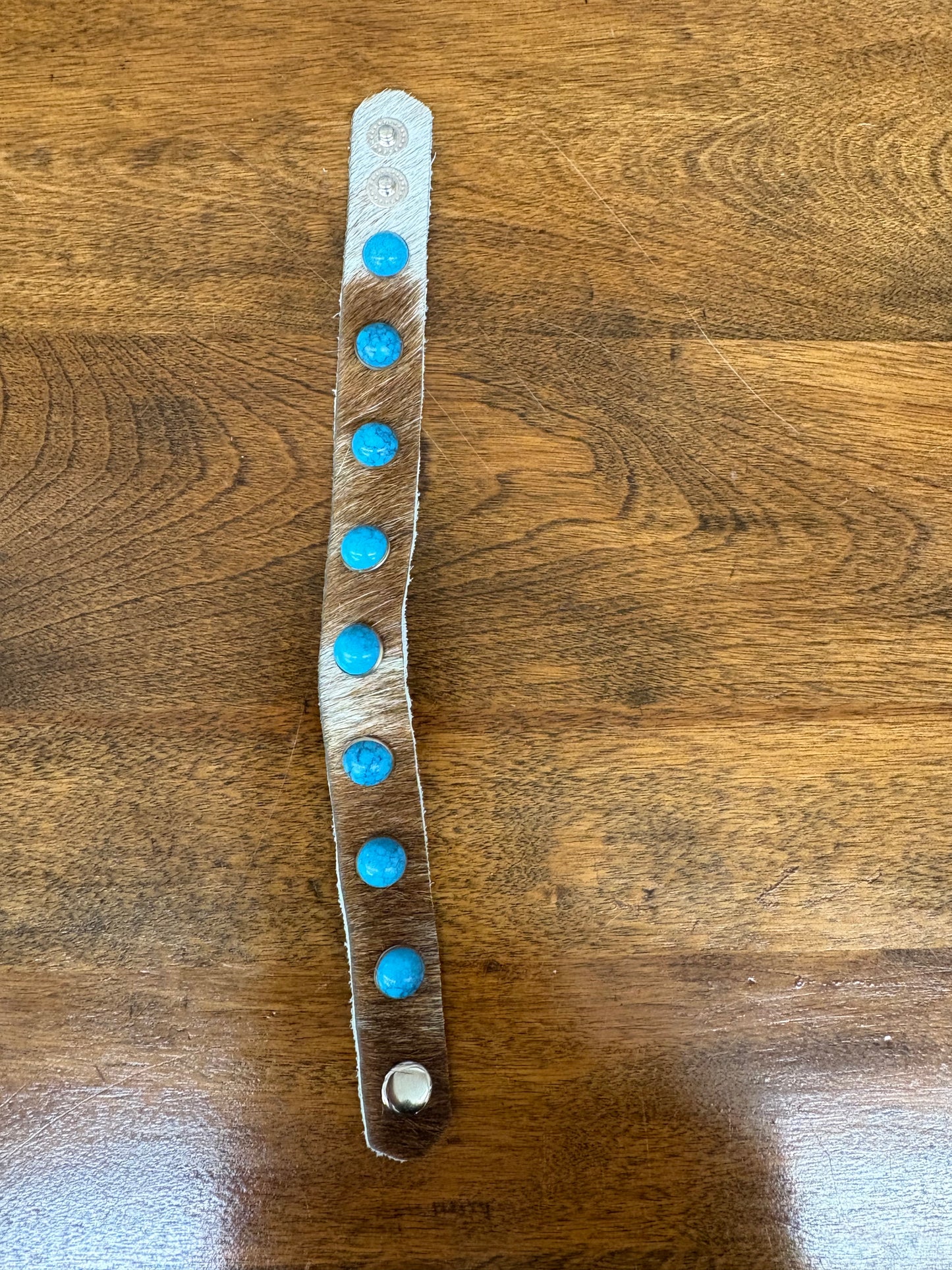 Cowhide w/ Turquoise Stones Bracelet