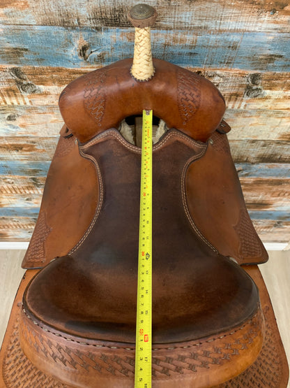 Used Dakota Saddle