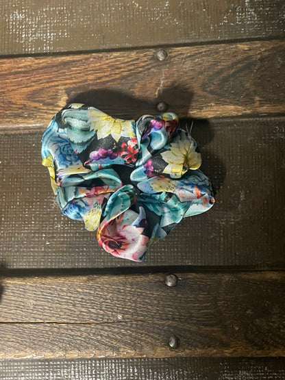 Snowberry Hair Scrunchies