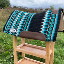 Load image into Gallery viewer, Oxbow Contoured Blanket Top Hybrid Wool
